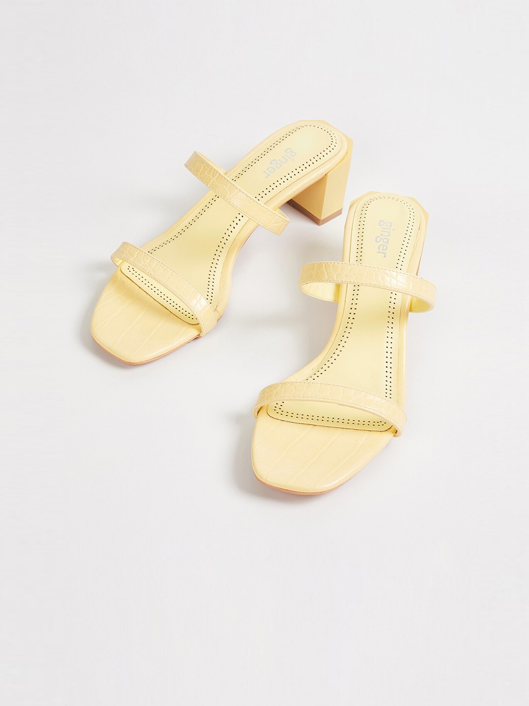 Ginger by Lifestyle Women Yellow Textured Sandals