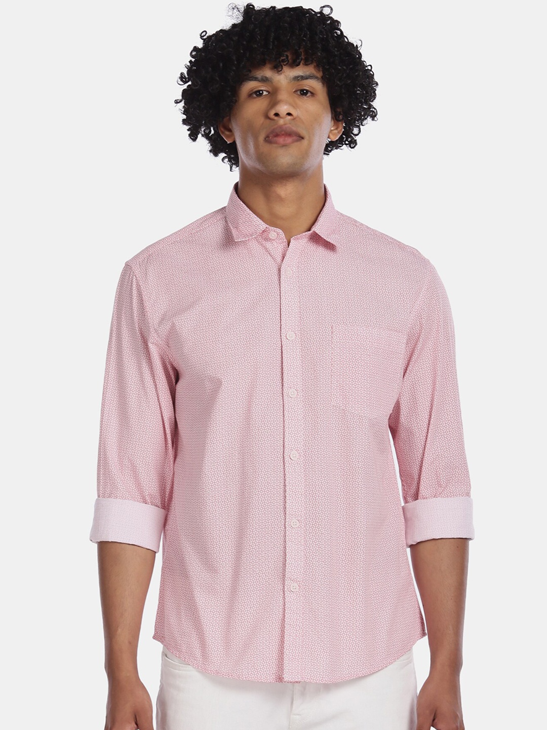 Ruggers Men Pink & White Micro Ditsy Print Pure Cotton Casual Shirt