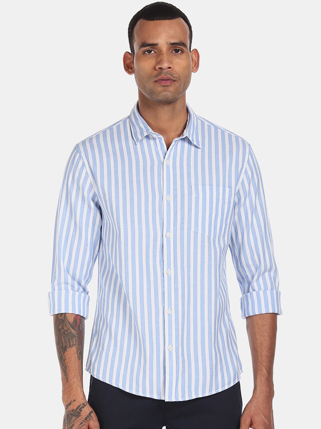 Ruggers Men Blue & White Regular Fit Striped Casual Shirt