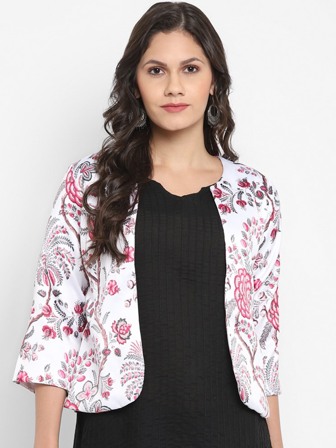 Hangup Women White & Pink Printed Lightweight Jacquard Open Front Jacket
Hangup Women White & Pink Printed Lightweight Jacquard Open Front Jacket