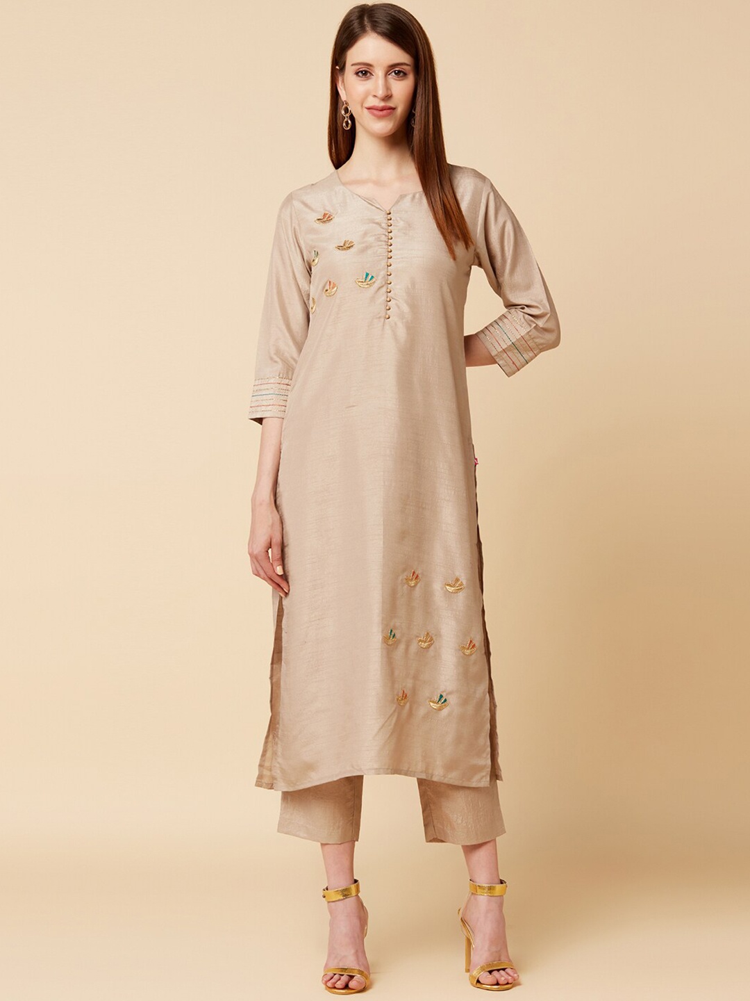 Varanga Women Beige Solid Thread Work Detail Kurta with Trousers