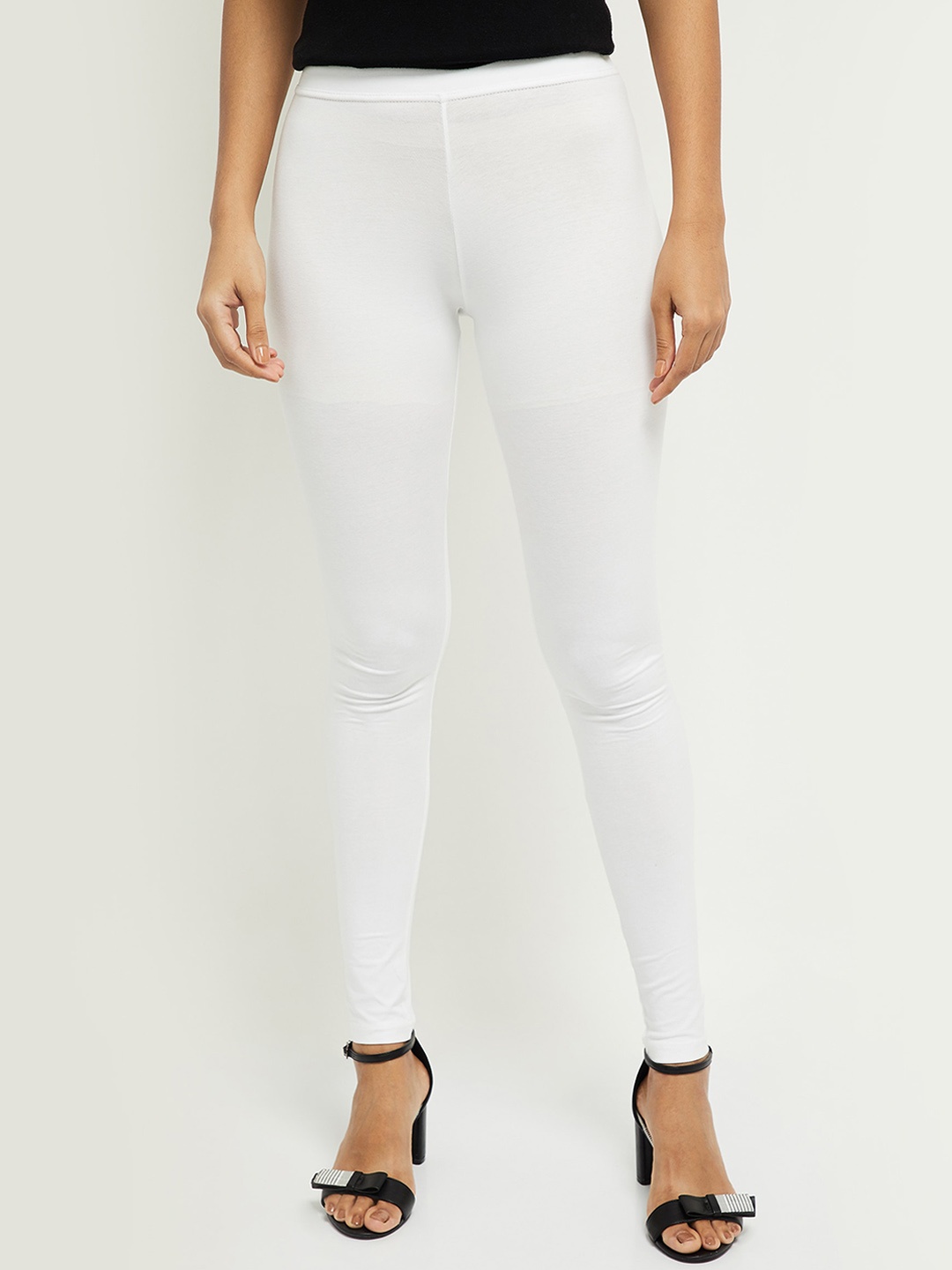 max Women White Solid Ankle-Length Leggings