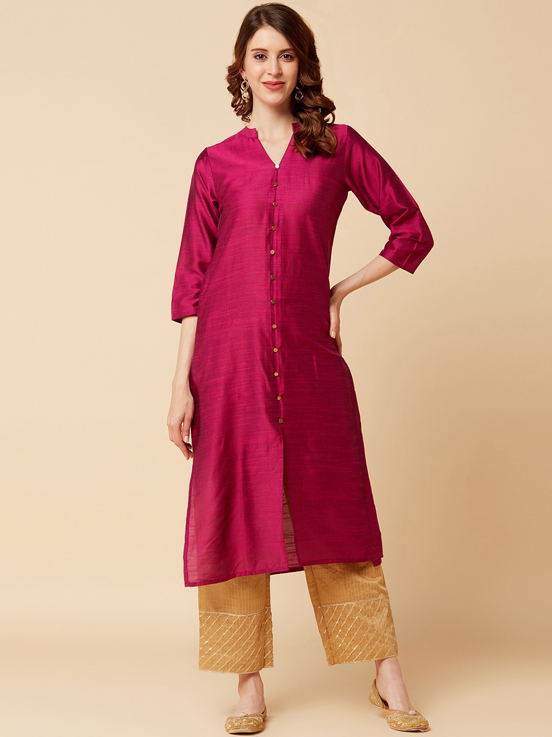 Varanga Women Magenta Solid Kurta