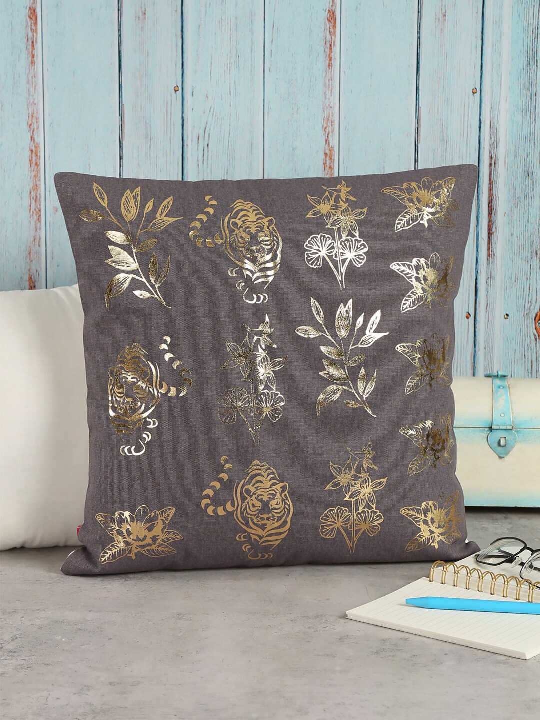 India Circus by Krsnaa Mehta Grey & Gold Single Floral Sketch Foil Square Cushion Cover
India Circus by Krsnaa Mehta Grey & Gold Single Floral Sketch Foil Square Cushion Cover