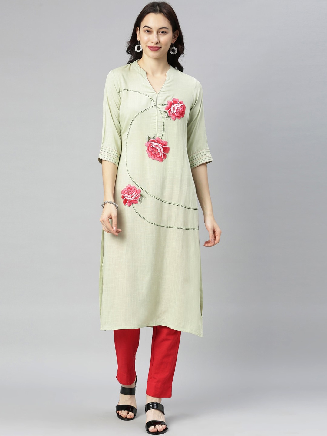 Neerus Women Green Floral Embroidered Thread Work Floral Kurta