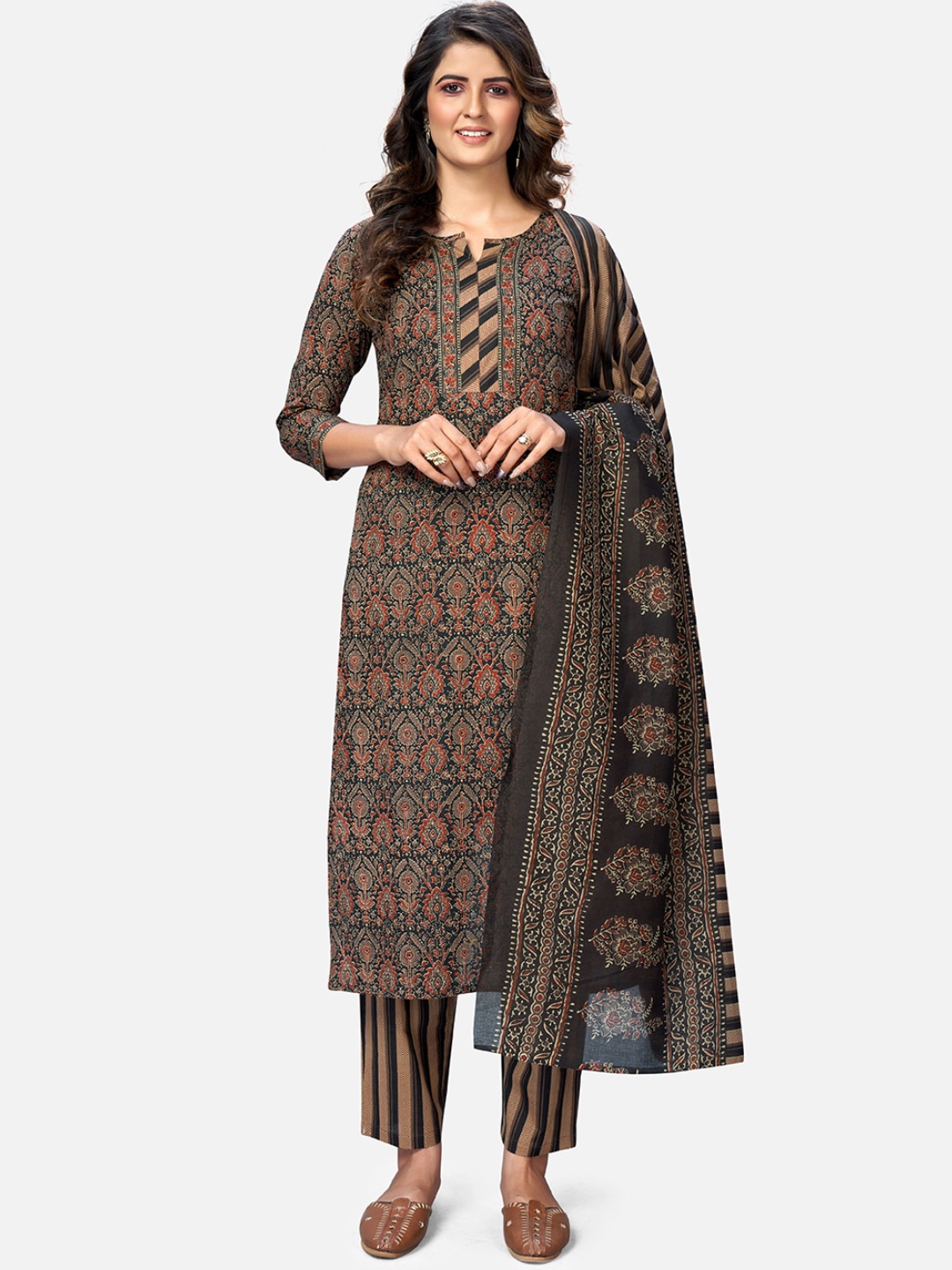 Vbuyz Women Brown Ethnic Motifs Printed Regular A-Line Keyhole Neck Kurta & Trousers
Vbuyz Women Brown Ethnic Motifs Printed Regular A-Line Keyhole Neck Kurta & Trousers