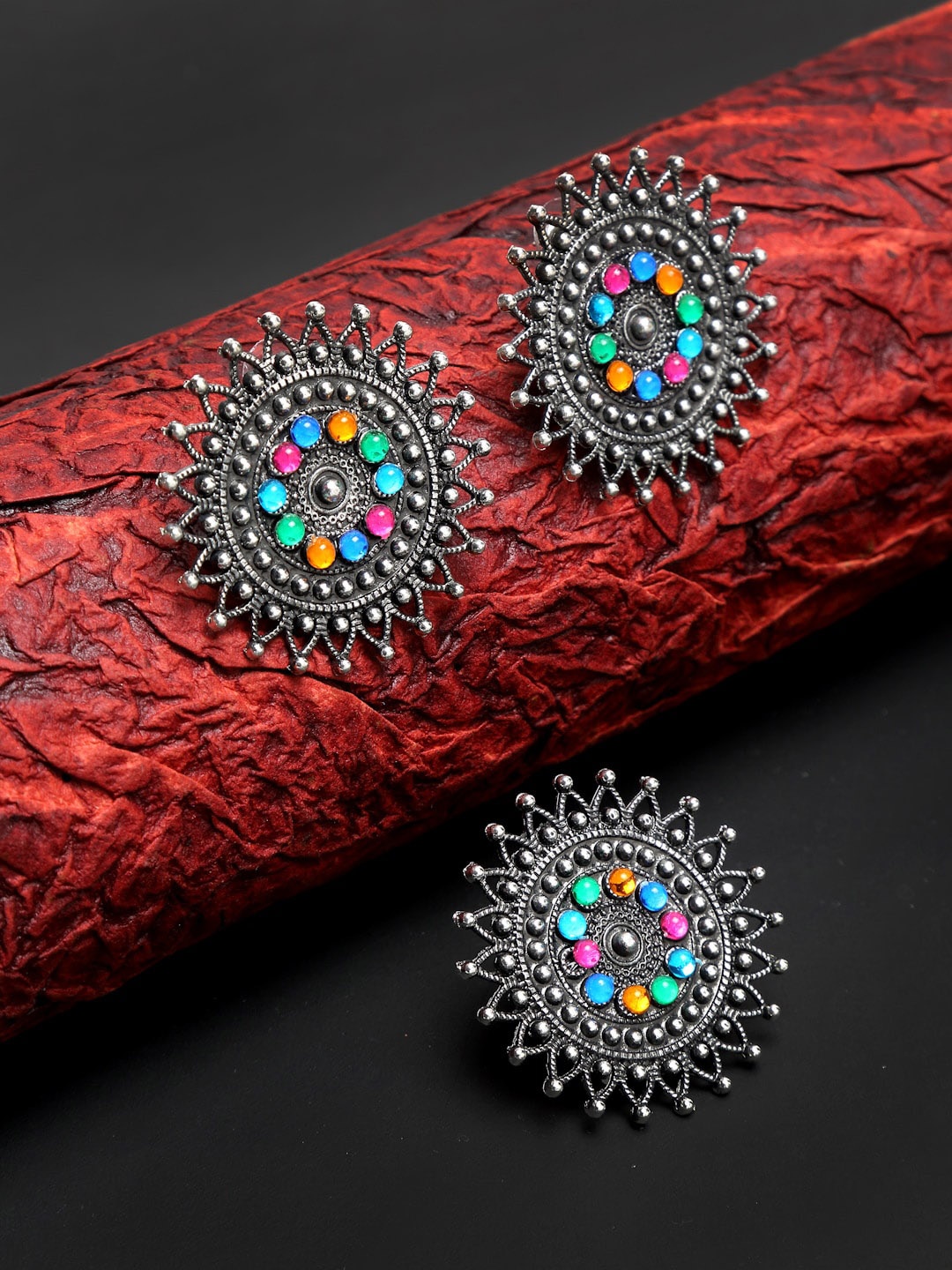 NEUDIS Oxidized Silver-Plated Pink & Blue Stone-Studded Tribal Antique Handcrafted Jewellery Set
NEUDIS Oxidized Silver-Plated Pink & Blue Stone-Studded Tribal Antique Handcrafted Jewellery Set