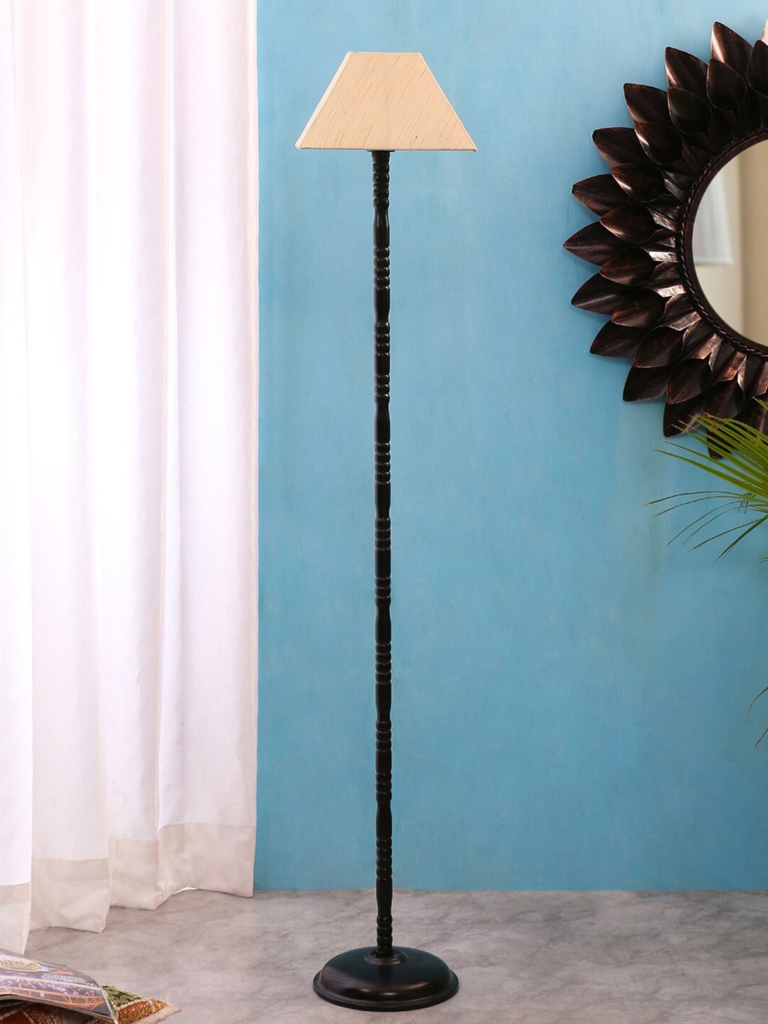 Devansh Off-White Solid Traditional Club Lamp with Shade