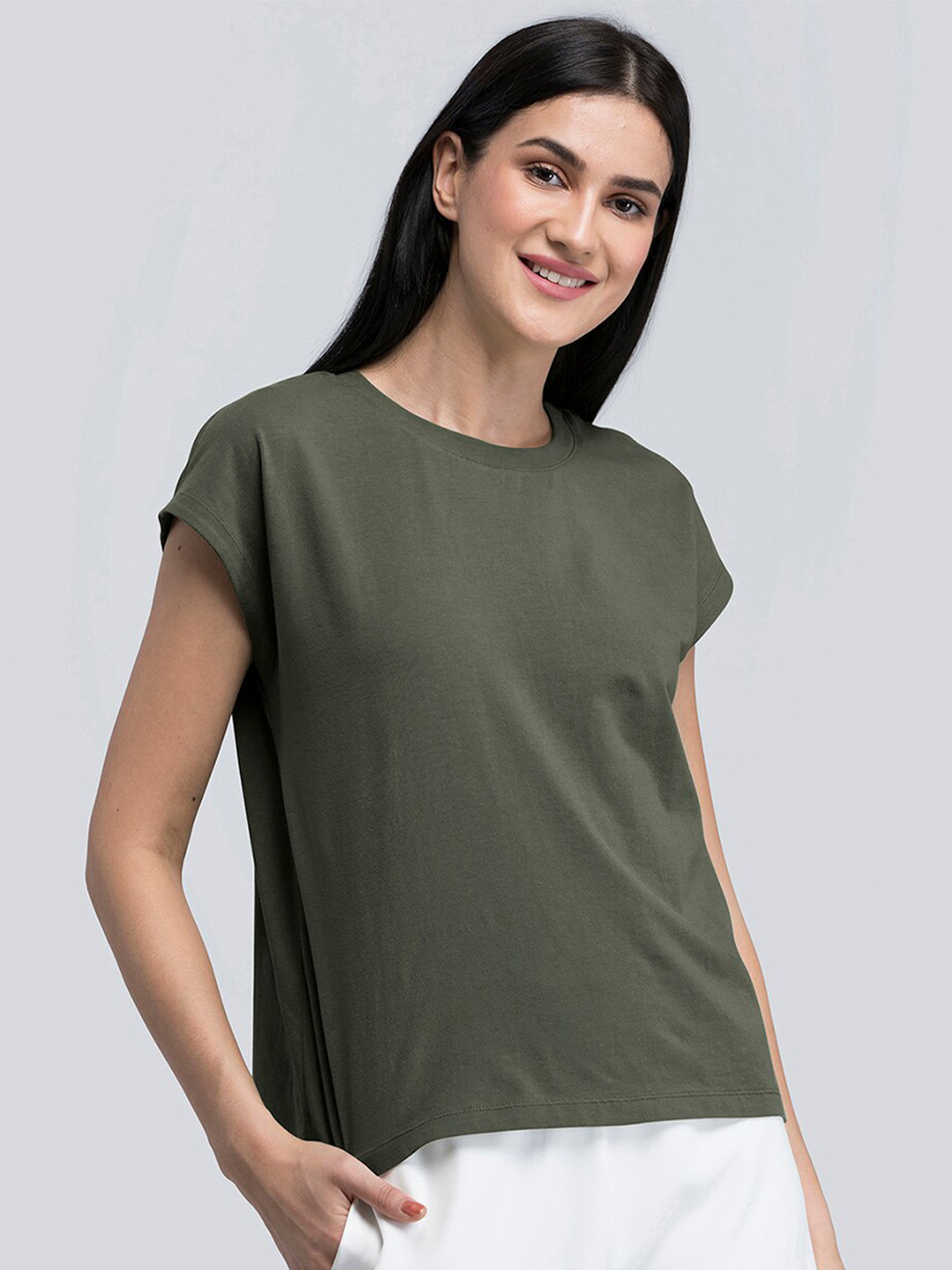 FableStreet Women Green Solid V-Neck T-shirt 
FableStreet Women Green Solid V-Neck T-shirt