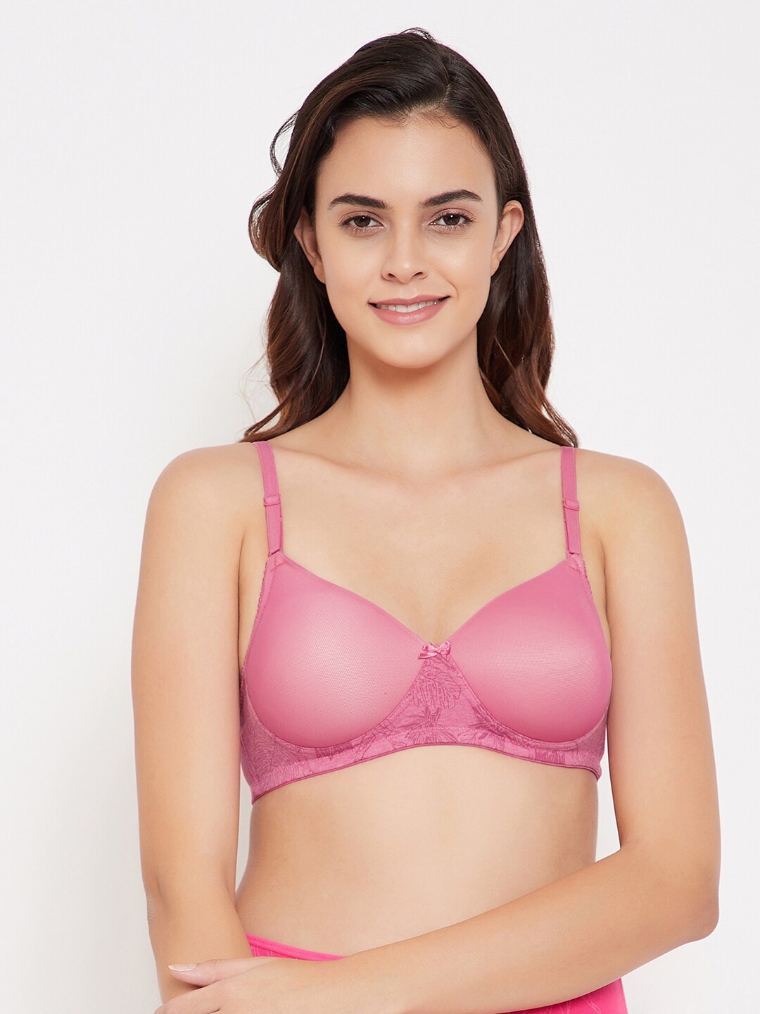 Clovia Pink Solid Non-Wired Lightly Padded Everyday Bra BR2222M2232B