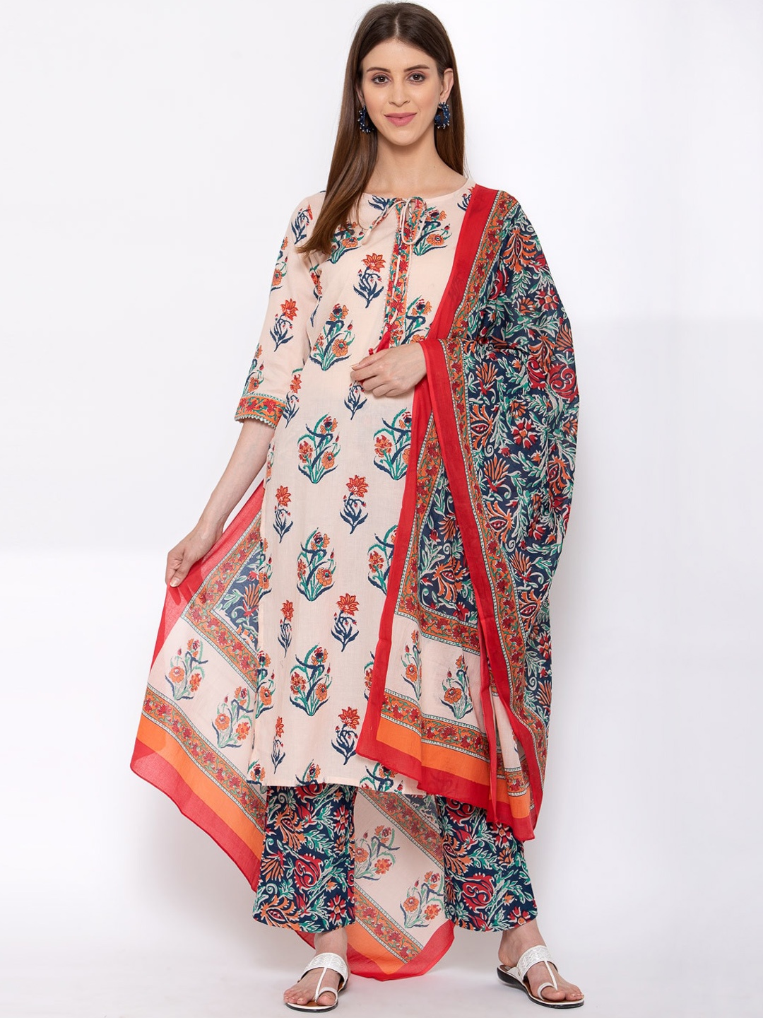 Yuris Women Peach-Coloured Floral Printed Empire Pure Cotton Kurti with Trousers & With Dupatta
Yuris Women Peach-Coloured Floral Printed Empire Pure Cotton Kurti with Trousers & With Dupatta