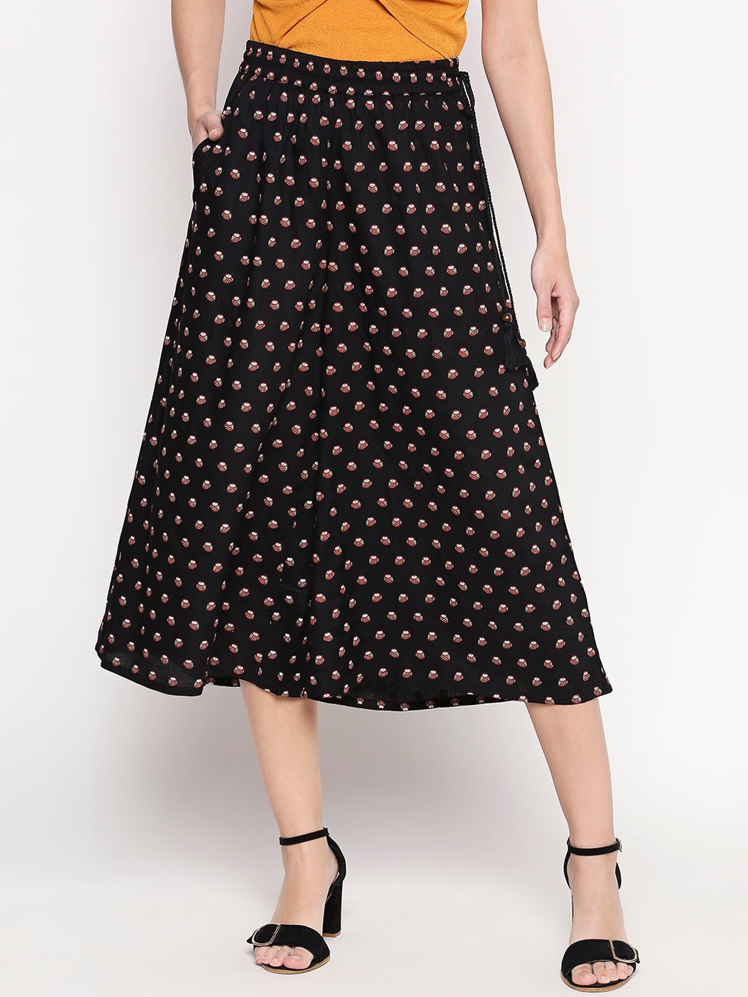 People Women Black & Red Flared Printed Culottes