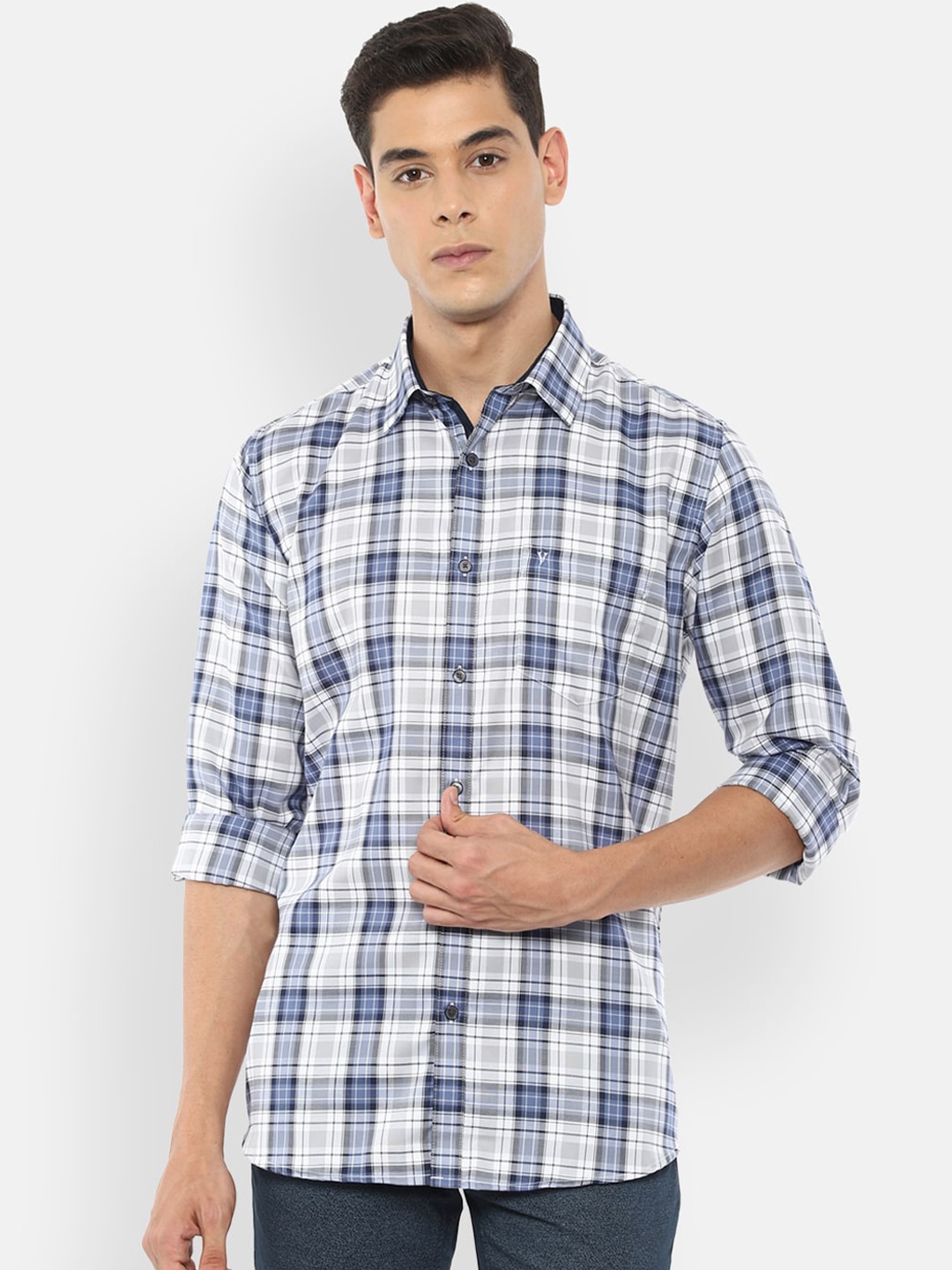 Van Heusen Sport Men White Slim Fit Checked Casual Shirt