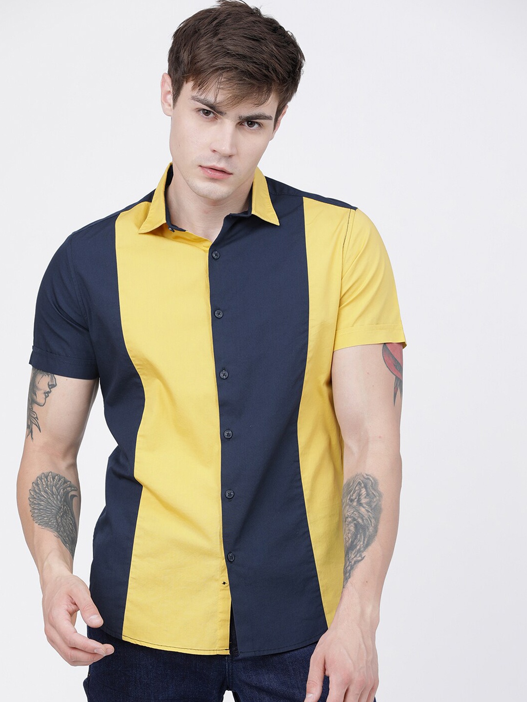 LOCOMOTIVE Men Mustard Yellow & Navy Blue Cotton Slim Fit Colourblocked Casual Shirt
LOCOMOTIVE Men Mustard Yellow & Navy Blue Cotton Slim Fit Colourblocked Casual Shirt