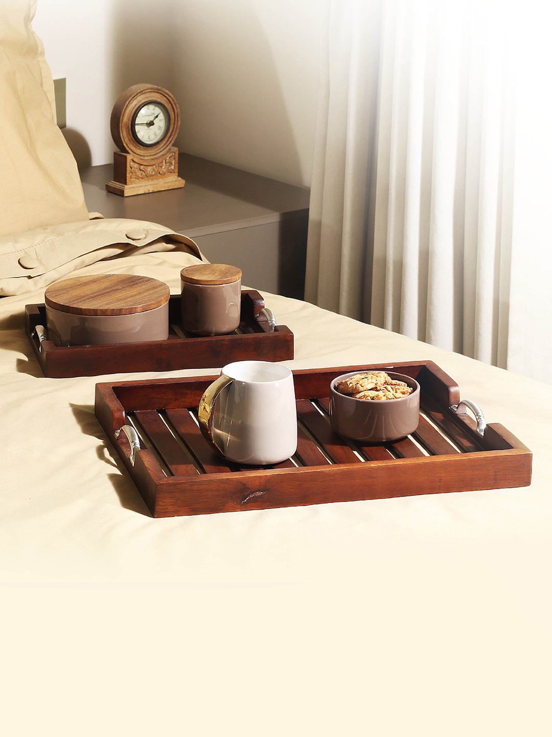WOODSMYTHS Set Of 2 Brown Wooden Chateau Serving Trays with Handles 
WOODSMYTHS Set Of 2 Brown Wooden Chateau Serving Trays with Handles