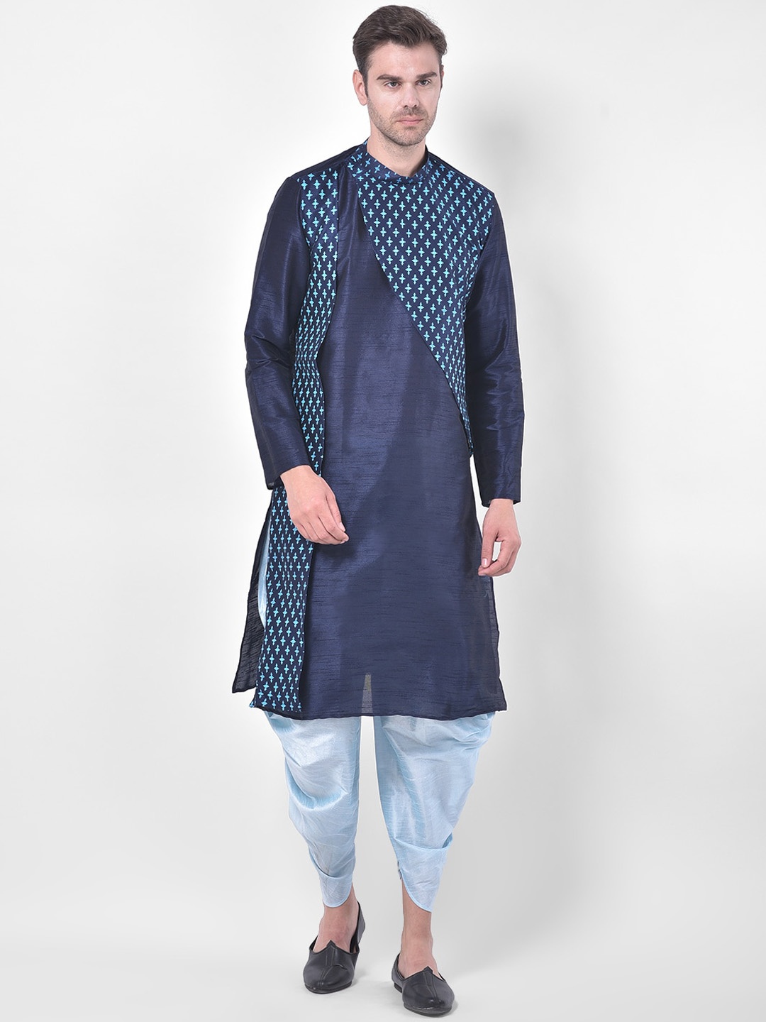 DEYANN Men Navy Blue & Turquoise Blue Ethnic Motifs Angrakha Kurta with Dhoti Pants
DEYANN Men Navy Blue & Turquoise Blue Ethnic Motifs Angrakha Kurta with Dhoti Pants