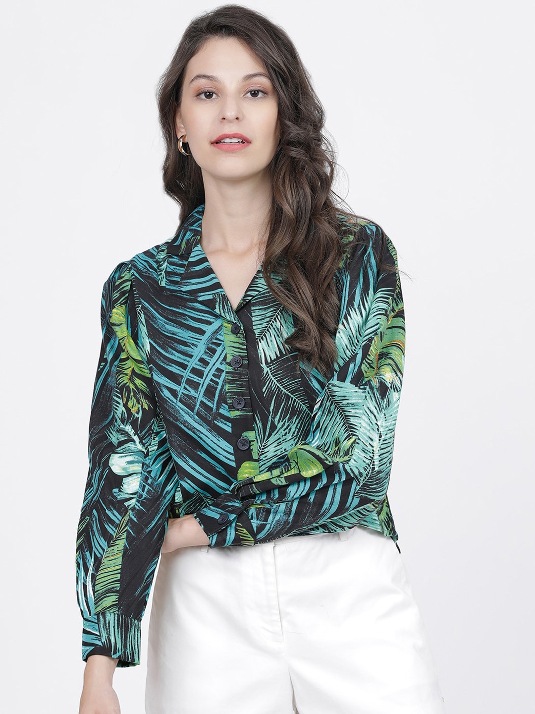 Tokyo Talkies Women Black & Green Floral Printed Casual Shirt