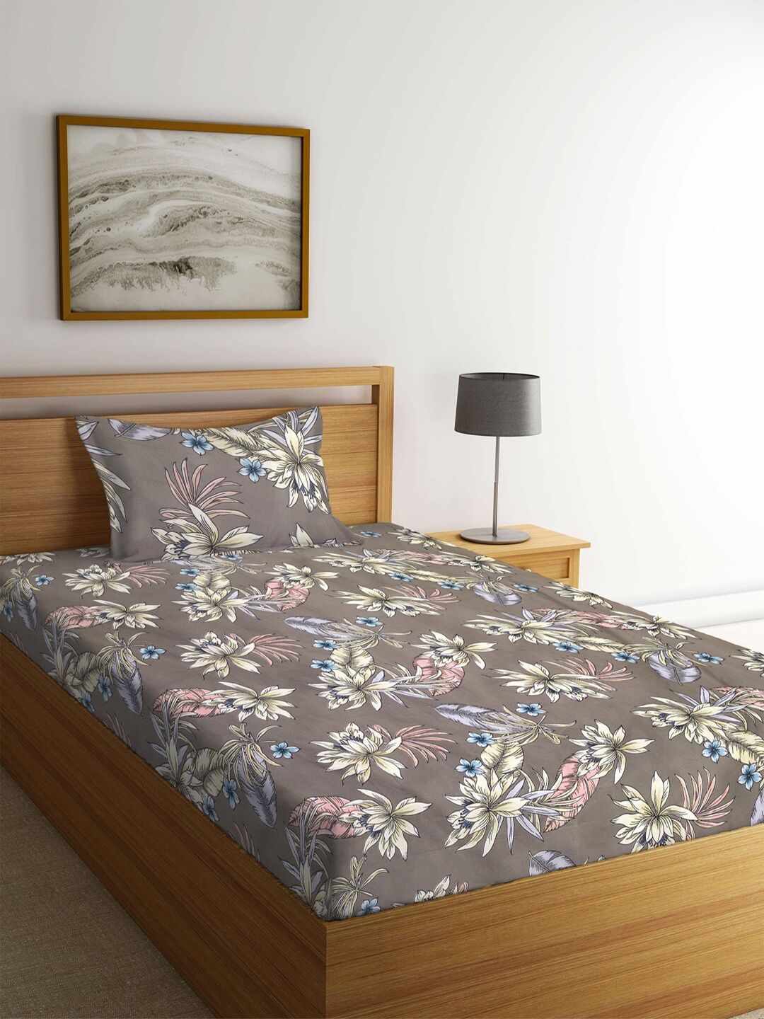 KLOTTHE Brown & Blue Floral 300 TC Cotton Blend 1 Single Bedsheet with 1 Pillow Covers
KLOTTHE Brown & Blue Floral 300 TC Cotton Blend 1 Single Bedsheet with 1 Pillow Covers