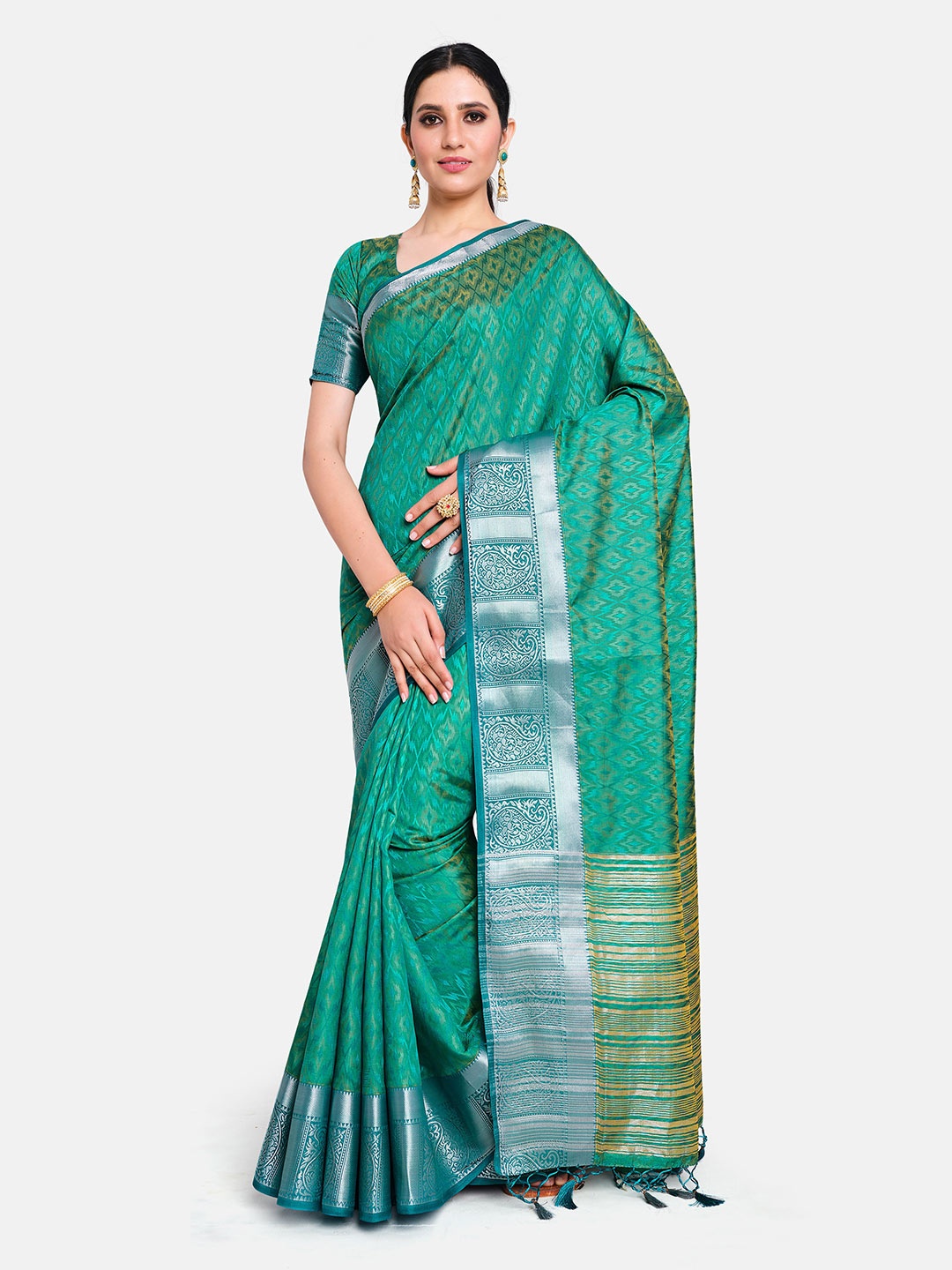 MIMOSA Green & Silver-Toned Woven Design Zari Art Silk Kanjeevaram Saree