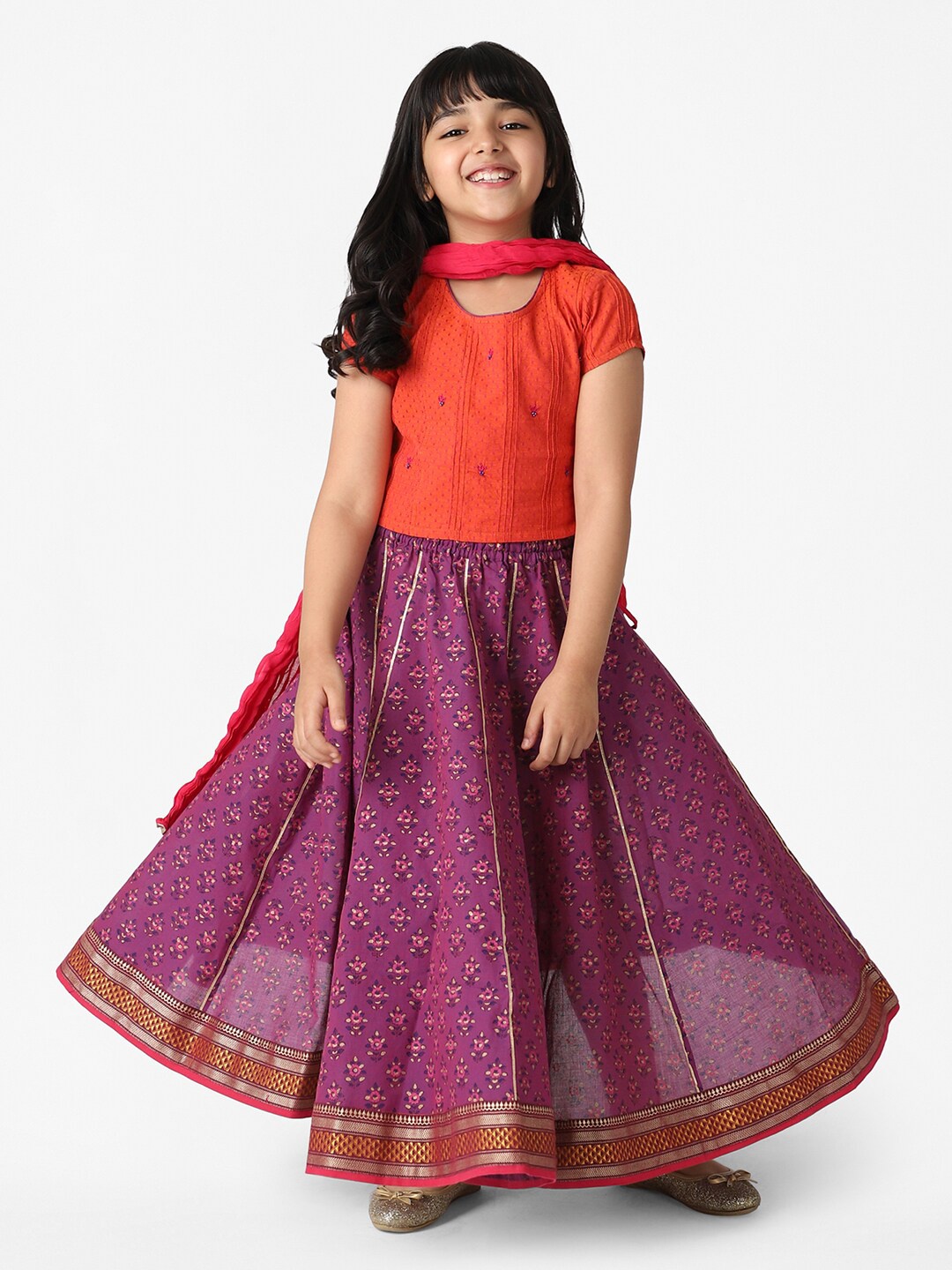 Fabindia Girls Purple & Orange Embroidered Ready to Wear Lehenga & Blouse With Dupatta
Fabindia Girls Purple & Orange Embroidered Ready to Wear Lehenga & Blouse With Dupatta