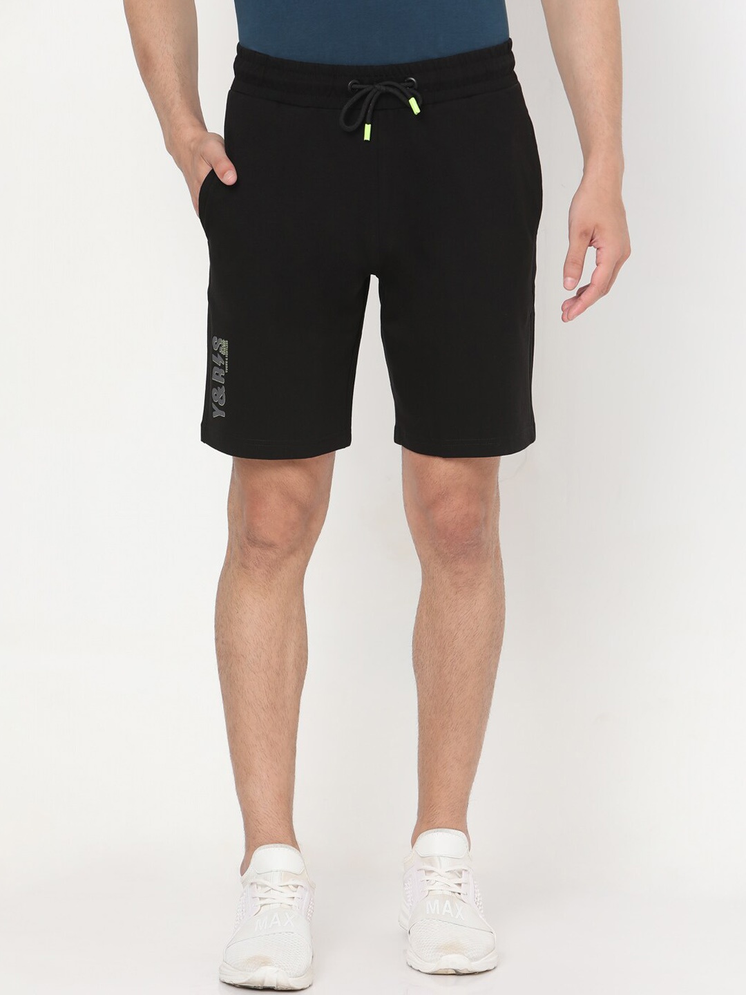 SPYKAR Men Black Slim Fit Low-Rise Regular Shorts