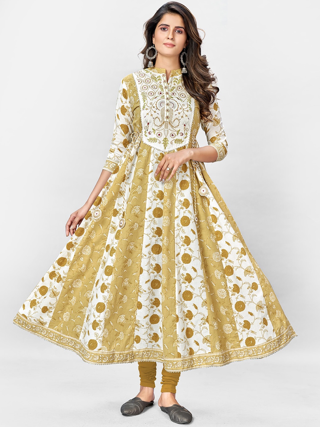 Vbuyz Women Olive Green & White Floral Embroidered Thread Work Anarkali Cotton Kurta
Vbuyz Women Olive Green & White Floral Embroidered Thread Work Anarkali Cotton Kurta