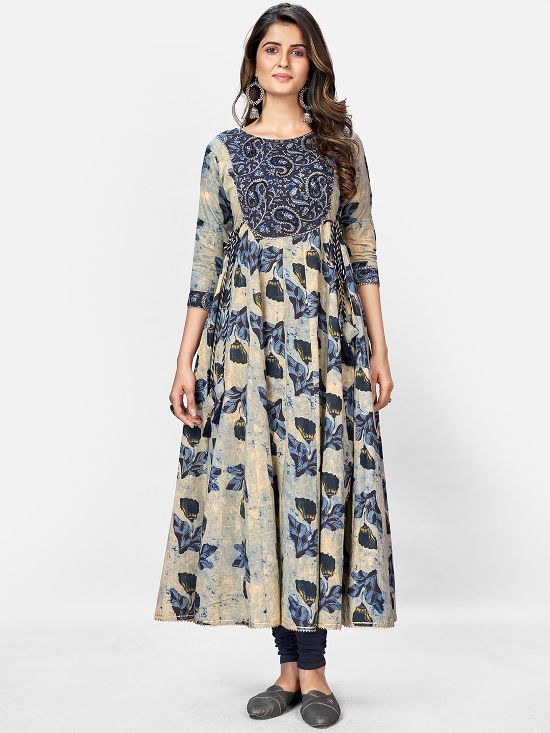 Vbuyz Women Beige & Blue Floral Printed Gotta Patti Anarkali Kurta