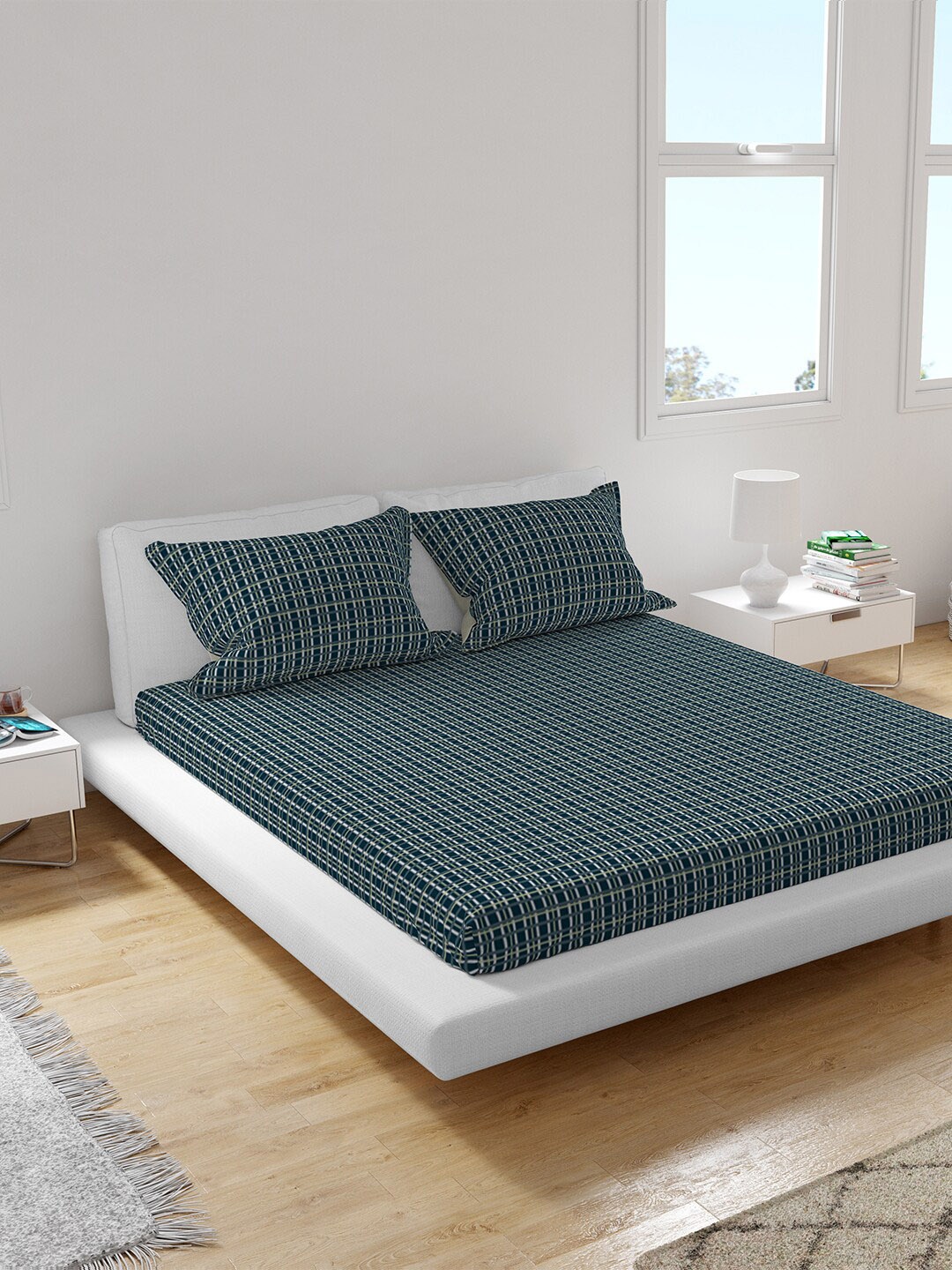 Himeya Green & White Geometric 200 TC King Sustainable Bedsheet with 2 Pillow Covers