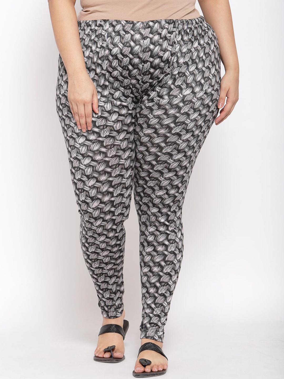 KLOTTHE Women Black & White Printed Plus Size Ankle-Length Leggings