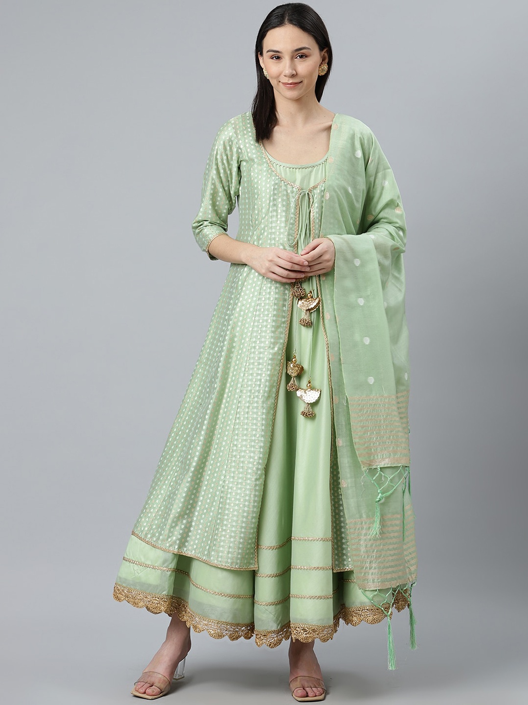 Libas Women Ethnic Motifs Embroidered Layered Chanderi Silk Kurta with Palazzos & Dupatta, Green
Libas Women Ethnic Motifs Embroidered Layered Chanderi Silk Kurta with Palazzos & Dupatta, Green