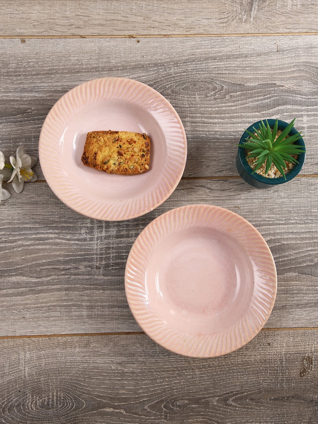 Aapno Rajasthan Set of 2 Pink Subtle Platter
