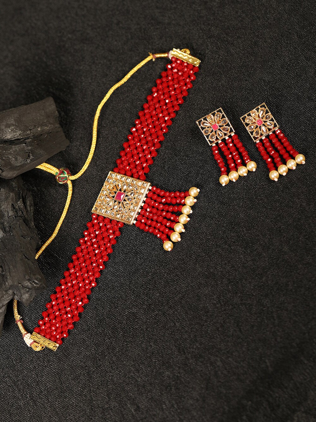 Priyaasi Gold-Plated Red & Off-White AD-Studded & Pearl Beaded Handcrafted Jewellery Set
Priyaasi Gold-Plated Red & Off-White AD-Studded & Pearl Beaded Handcrafted Jewellery Set