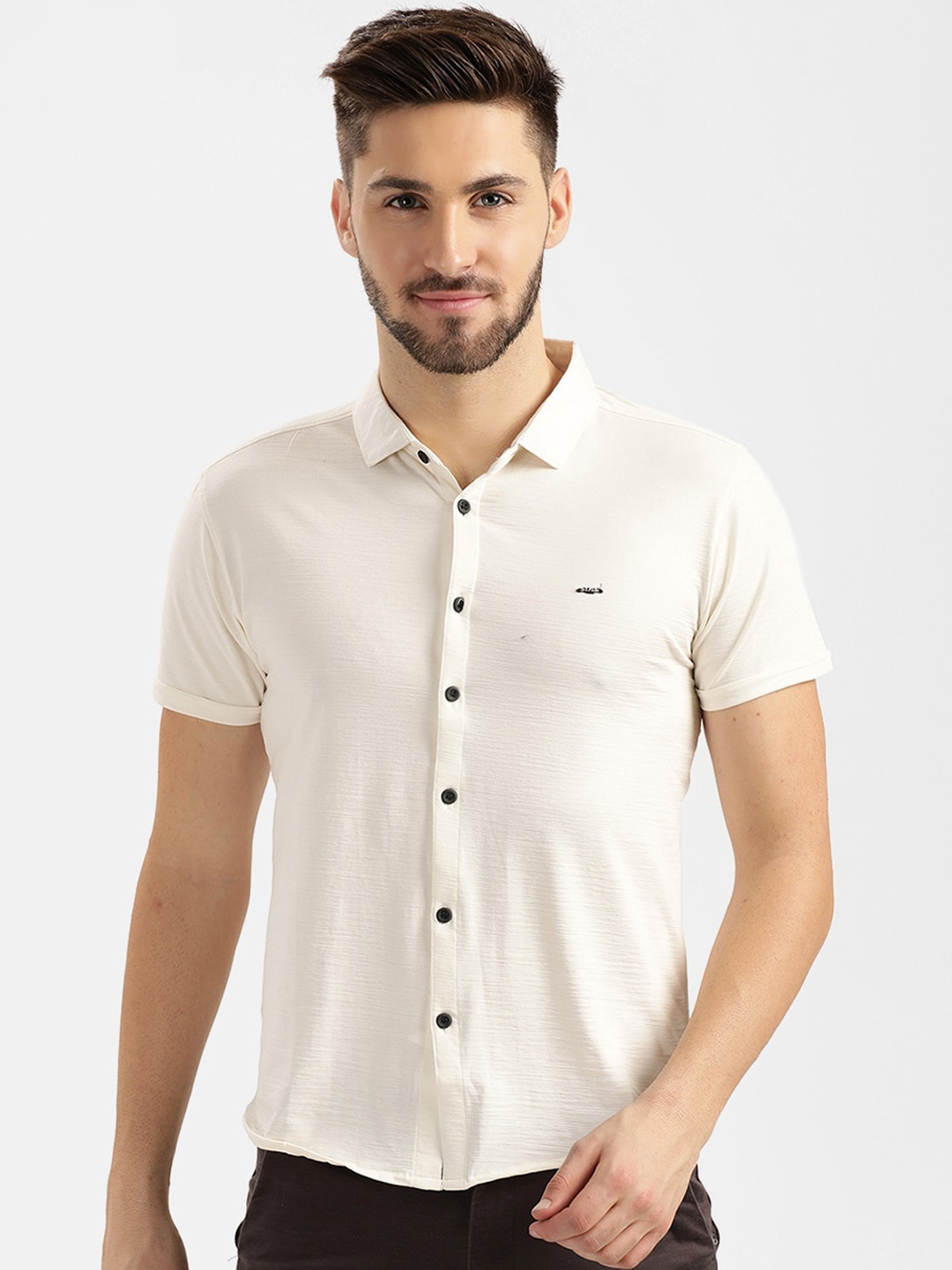 V2 Value & Variety Men Cream-Coloured Slim Fit Casual Shirt