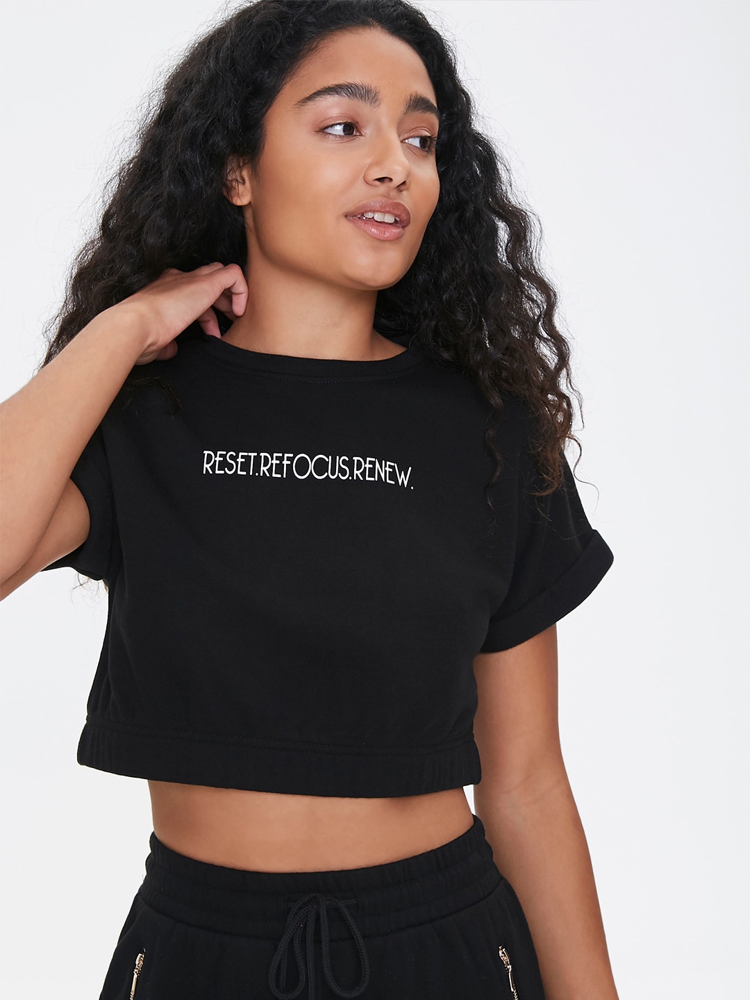 FOREVER 21 Black Regular Crop Top