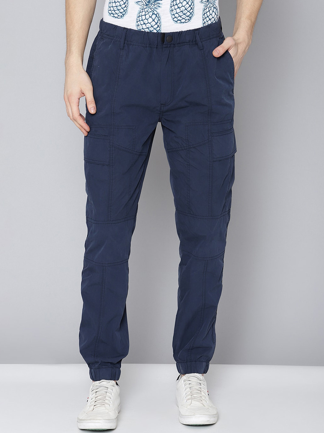 Antony Morato Men Navy Blue Slim Fit Cotton Cargos
Antony Morato Men Navy Blue Slim Fit Cotton Cargos