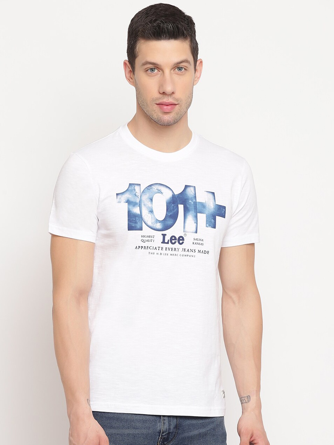 Lee Men White Typography Printed Slim Fit Cotton T-shirt