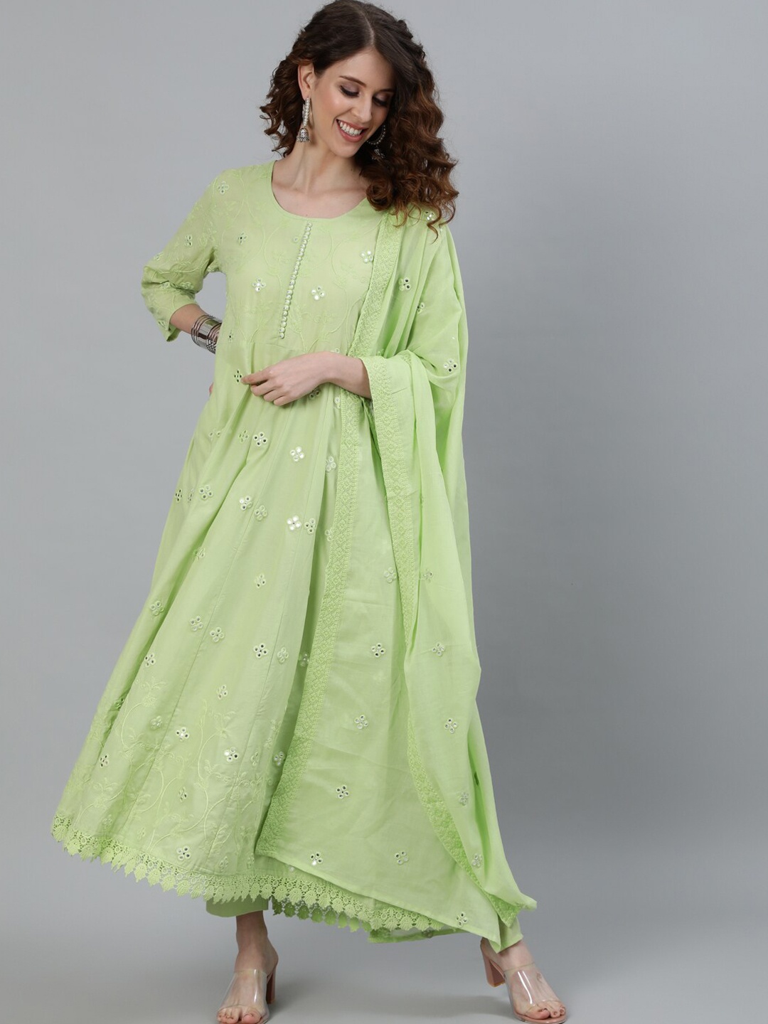 Ishin Women Green Embroidered Mirror Work Pure Cotton Kurta with Trousers & With Dupatta
Ishin Women Green Embroidered Mirror Work Pure Cotton Kurta with Trousers & With Dupatta