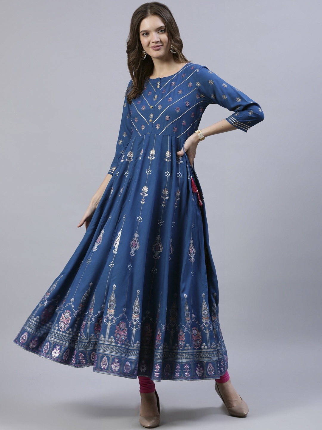 Jaipur Kurti Women Blue & Pink Ethnic Motifs Beaded Embellishment Printed Anarkali Kurta
Jaipur Kurti Women Blue & Pink Ethnic Motifs Beaded Embellishment Printed Anarkali Kurta