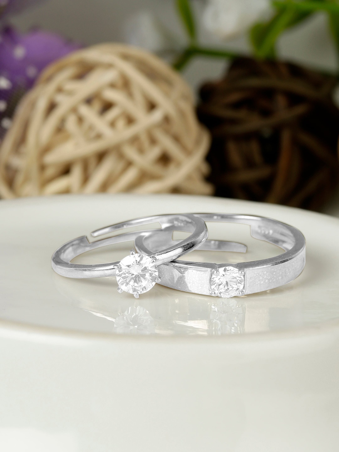 GIVA Set Of 2 925 Sterling Silver Rhodium-Plated Silver-Toned White Zircon-Studded Adjustable Finger Rings
GIVA Set Of 2 925 Sterling Silver Rhodium-Plated Silver-Toned White Zircon-Studded Adjustable Finger Rings