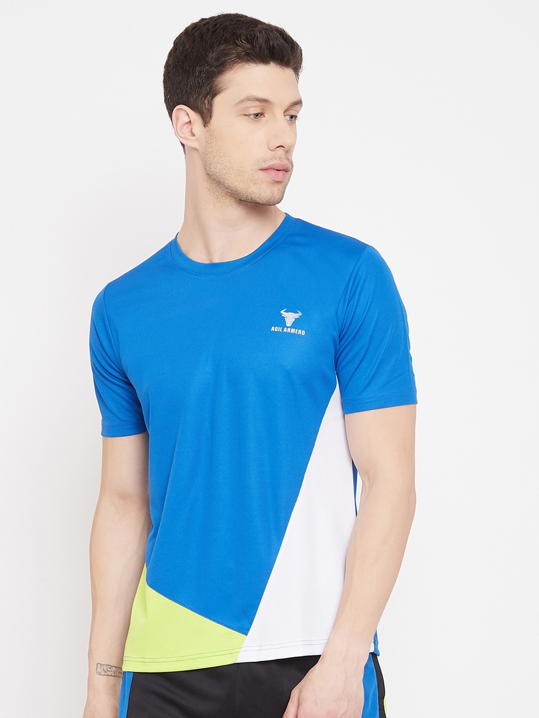 AGIL ARMERO Men Blue & White Colourblocked Training T-shirt