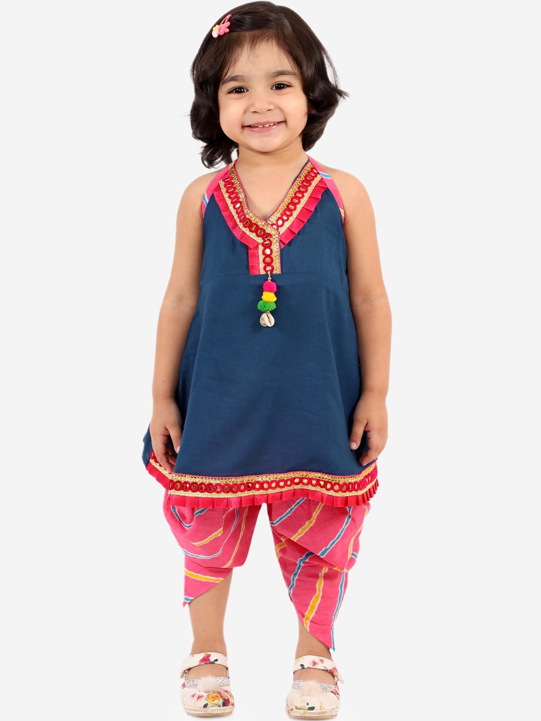 KID1 Girls Navy Blue Leheriya Yoke Design Pure Cotton Top with Dhoti Pants
KID1 Girls Navy Blue Leheriya Yoke Design Pure Cotton Top with Dhoti Pants