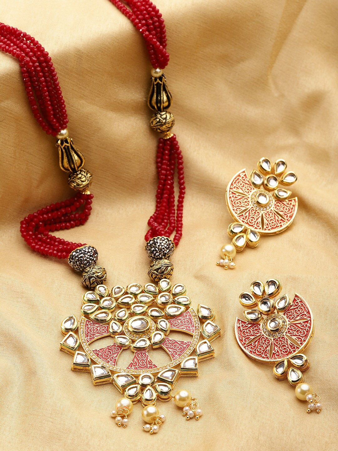 Priyaasi Gold-Plated Red & White Meenakari Kundan-Studded Handcrafted Jewellery Set
Priyaasi Gold-Plated Red & White Meenakari Kundan-Studded Handcrafted Jewellery Set