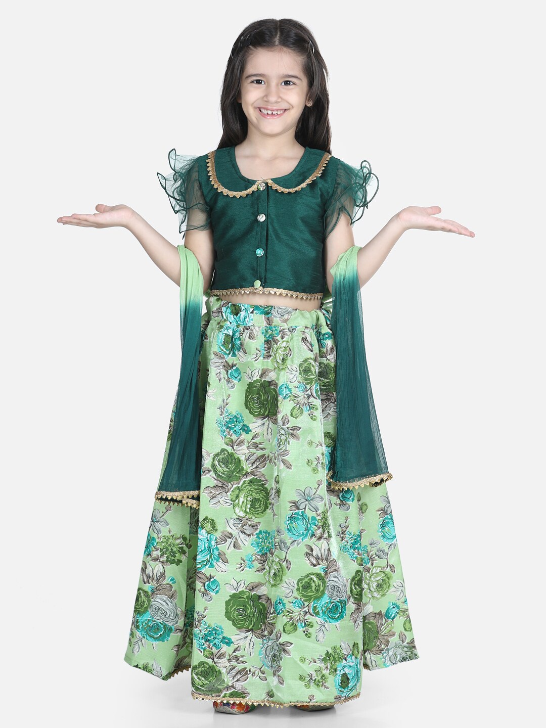 BownBee Girls Green & Gold-Toned Foil Print Ready to Wear Lehenga & Blouse With Dupatta
BownBee Girls Green & Gold-Toned Foil Print Ready to Wear Lehenga & Blouse With Dupatta