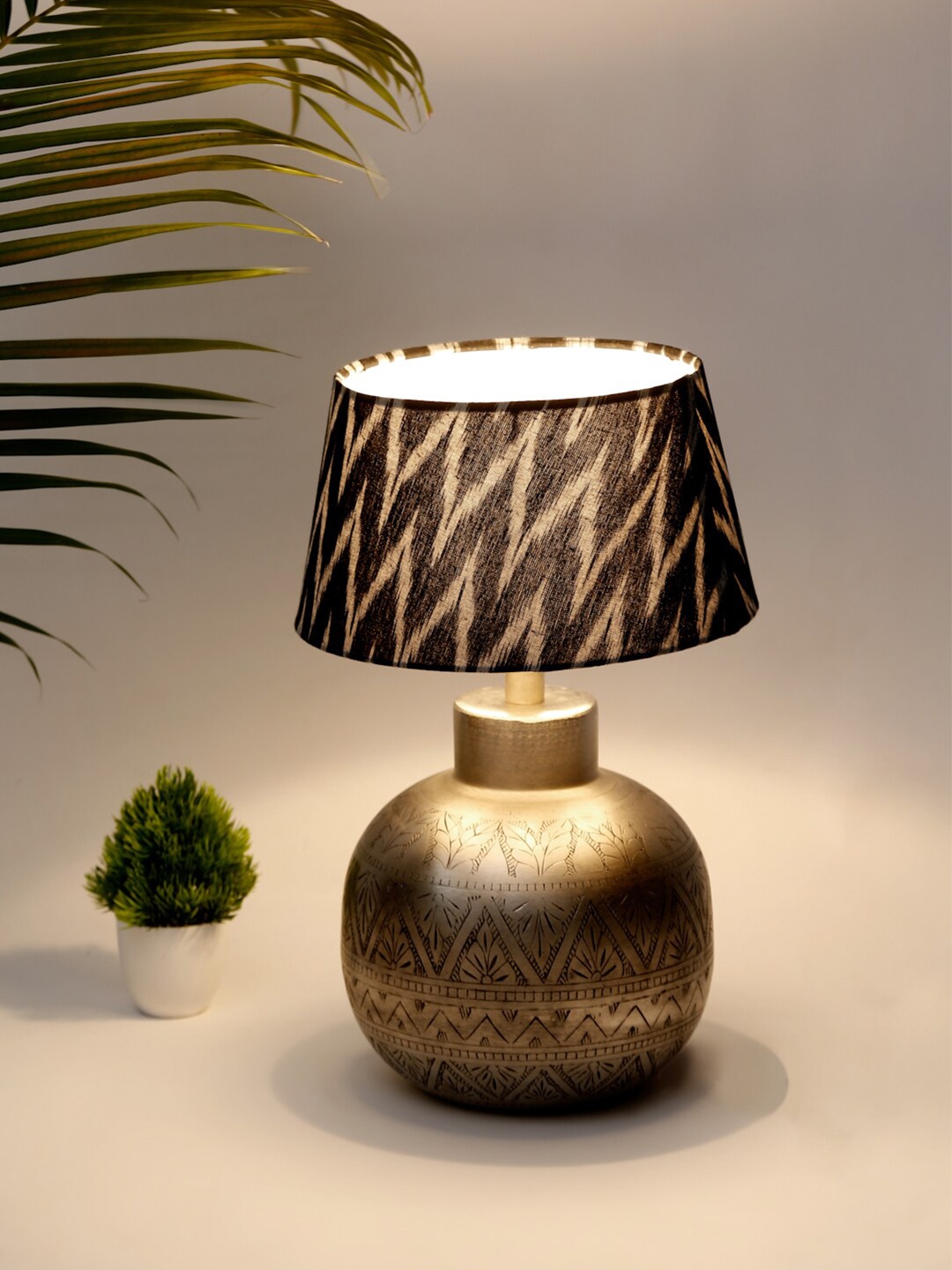 Fabindia Black & White Printed Contemporary Table Lamp