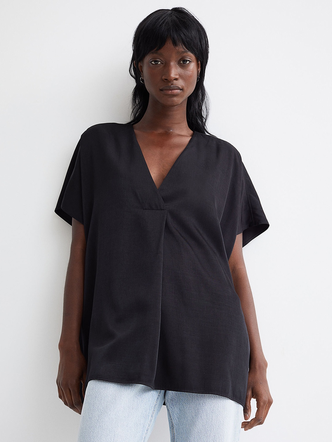 H&M Black Solid V-Neck Blouse