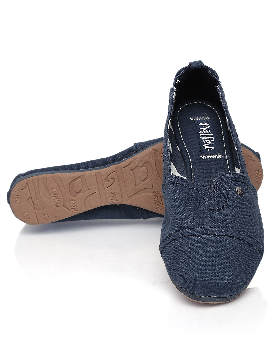 myntra canvas shoes