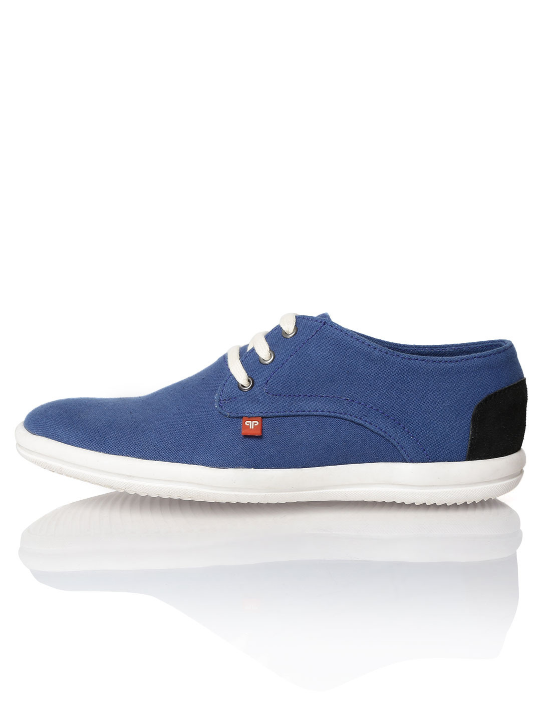 canvas shoes for men myntra