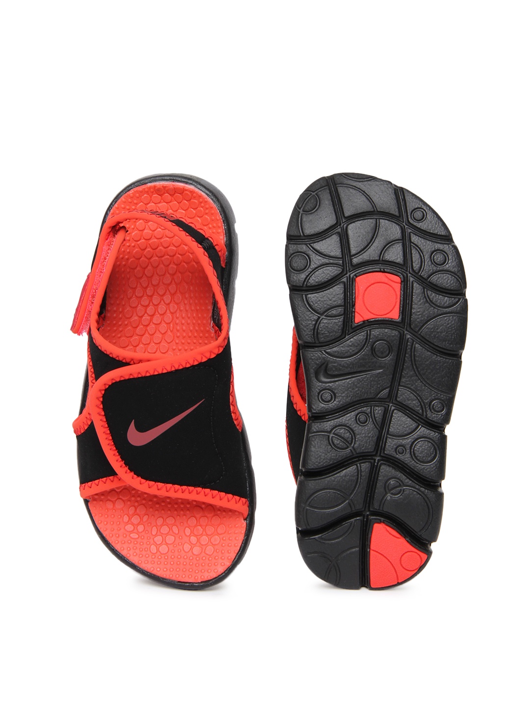 boys nike flip flops