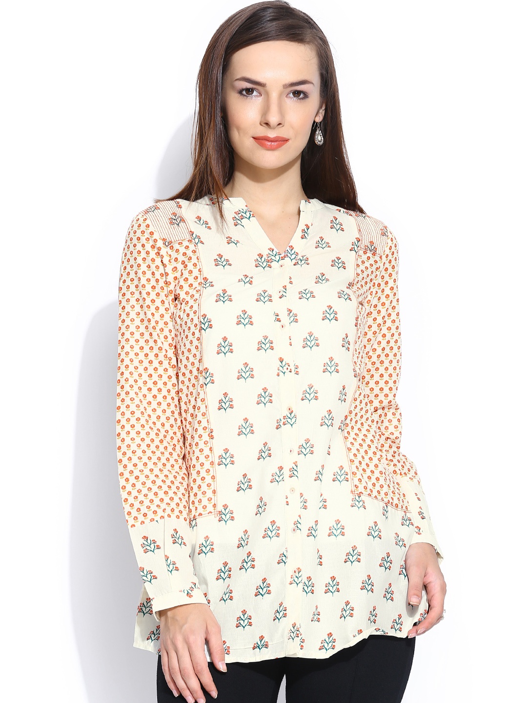 Exclusive Private Sale Preview: $200 Off Your Purchase Of $600 Or More Shop the Brooks Brothers collection of women's blouses, tunics, shirts, tops, and dress shirts. Legendary quality and customer service are a click away. Crafted from high-quality materials like cotton, silk and wool, our blouses and tunic tops for women are comfortable and stylish. Choose from non-iron shirts in cuffed and non-cuffed styles.
