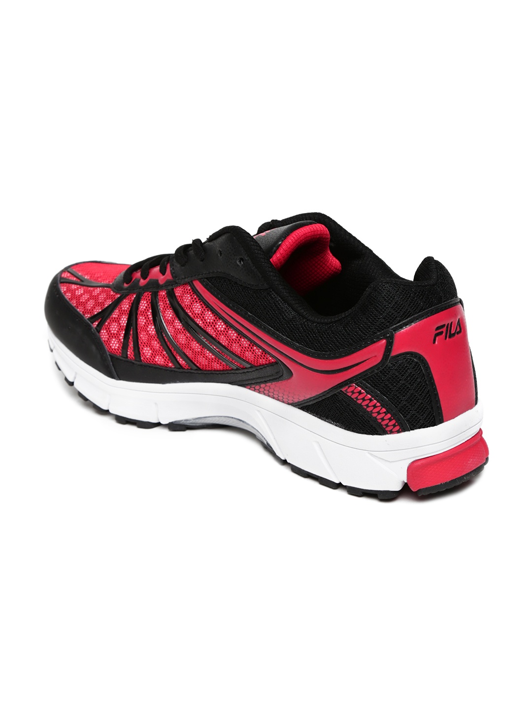 Fila men lavadro red sneakers hotsell